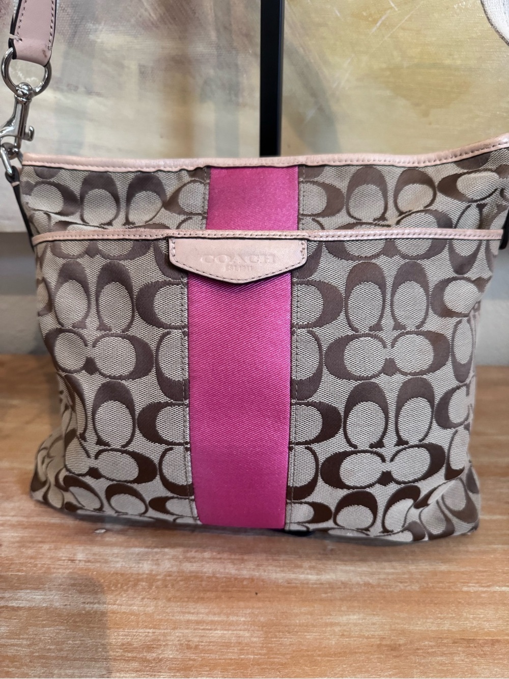 Y2KCoach Signature Canvas Crossbody with Pink Stripe - Picture 2 of 8